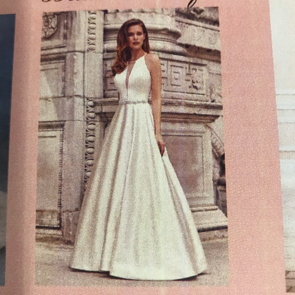 Elegant New Wedding Dress